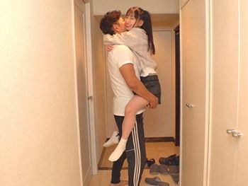 性欲に純粋すぎる姪っ子に四六時中求められるオジサン美少女中出し近親相姦のエロ動画