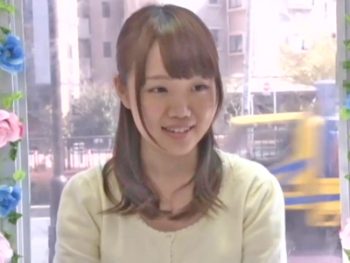 MM号友達同士で赤面SEX素人美少女中出しのポルノ動画