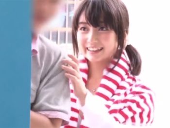 彼氏にぴったりくっついてた超清楚な彼女が数分後には他人チンポの餌食にｗ素人美少女お姉さん中出しナンパレイプのエロ動画