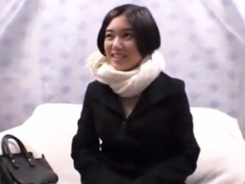 童貞君の愛撫でパンツがびしょ濡れになってしまった素人娘が遠慮なしの激ピスに絶叫昇天巨乳人妻童貞中出しのエッチ動画