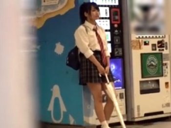 電マ＆チンポでガチイキする円光JKに大量種付け！素人女子校生美少女中出しハメ撮りのアダルト動画