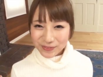 おっぱいばかり見て集中できない生徒とパコってあげちゃう家庭教師ｗ巨乳美少女家庭教師顔射のエロ動画