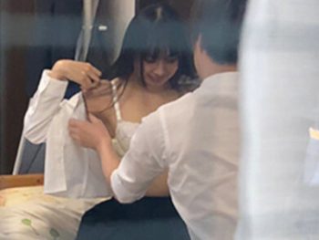 隣人のJKが可愛すぎる！男を連れ込んでるところを盗撮！気持ち良さそうにセックスする姿が抜ける！素人女子校生美少女盗撮のアダルト動画