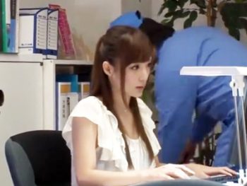 オフィス業者にレイプされ身も心もズタズタにされる美人OLお姉さん痴女OL顔射レイプのアダルト動画