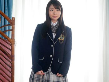 18歳美少女のドキドキ中出しSEX女子校生美少女中出し立浪花恋のエロ動画