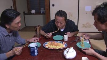 夫の実家で中出しレイプされ続ける悲惨な美人妻人妻中出しレイプのアダルト動画