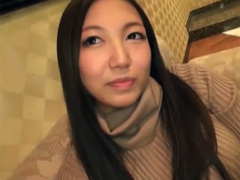 チンポが待ち遠しくて仕方ない中出し大好き痴女素人お姉さん痴女中出しハメ撮りのアダルト動画