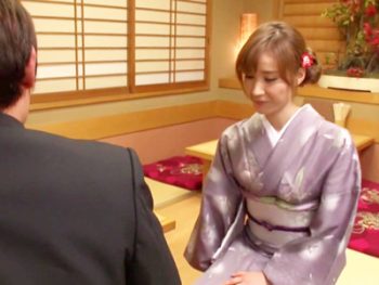 食事前に抜きサービスがある政治家も通う料亭巨乳お姉さんフェラ林ゆなの無料アダルト動画