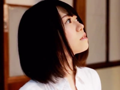 小柄なセーラー服の童顔少女が太ったおじさんの孕ませプレスで犯されまくり！美少女顔射のアダルトエロ動画