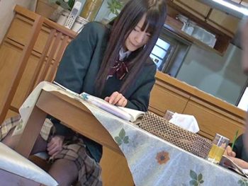 一日中ナマSEXをおねだりしてくる絶倫すぎる娘の同級生に翻弄されるお父さん女子校生美少女痴女あべみかこのアダルトエロ動画