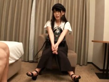 首を絞められるとマン圧を増してしまうMの素人娘を遠慮なく激パコ素人お姉さんぶっかけの無料AV動画