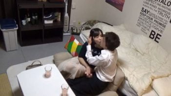 美人な奥さんをナンパしてお持ち帰り!不倫セックスで喘ぎまくりナンパ人妻熟女フェラのAV無料動画