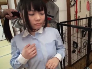 ロリ童顔なパイパン娘が首輪で繋がれて性奴隷生活スタート中出し顔射レイプのエロ動画