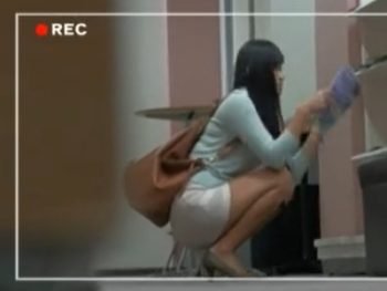 映画館という密室で痴漢→極悪レイパーに狙われた長身美人が集団輪姦され…巨乳レイプ乱交痴漢小倉奈々のエロ動画