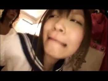 巨乳JKを2人掛かりでレイプ！制服着衣のまま大量ぶっかけ巨乳女子校生美少女コスプレ顔射レイプ3Pさとう遥希のエロ動画