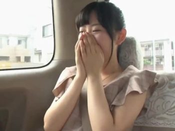 見た目清楚な黒髪ポニテ素人が自らヌードモデルに志願→そのまま公開セックス素人美少女のAV無料動画