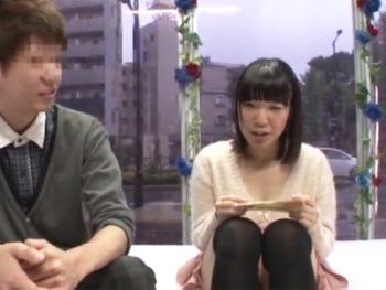 MM号で一線を超えてしまう大学生男女！たどたどしい愛撫から発情激パコ発展！素人ロリ盗撮のアダルトエロ動画