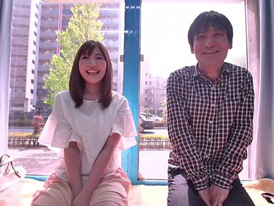 マジックミラー壁チンポ号で彼氏待たせてお気に入りチンポで激イキ浮気！素人お姉さんナンパのアダルトエロ動画