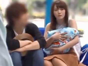 子持ちの割にはあっさり他人棒受け入れちゃった不貞素人妻巨乳素人人妻の無料エロ動画