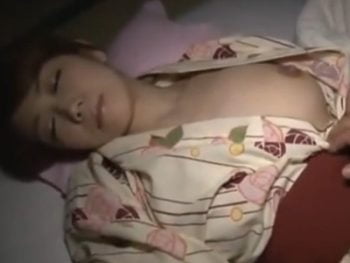 和服素人妻を夜這い→中出しレイプ！素人人妻中出しレイプのエロ動画