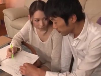 胸チラしてくる妹に辛抱たまらず近親相姦素人妹近親相姦のアダルト動画