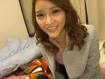 中野でナンパしたガチ素人OL→脱いだらボインの感度ビンビンビッチだったｗ巨乳素人ギャルOLナンパのエロ動画