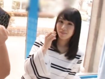 ベビーカーを押すママさんが他人棒を前にメス犬へと変貌して夫の傍で中出し受け入れｗ巨乳人妻中出しの無料アダルト動画