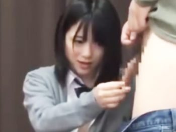 貧乳おっぱいと包茎チンコを互いに見せ合う変態兄妹が発情して近親パコ開始ｗ女子校生美少女妹パイパン近親相姦のアダルト動画