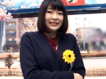 卒業式直後のJKをMM号に連れ込み全身ペロペロ→デカチンぶち込みハメ倒し巨乳素人女子校生美...