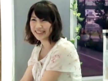 初めての混浴風呂で発情しちゃって友情崩壊の中出しガチパコ盗撮素人美少女中出し盗撮のアダルト動画