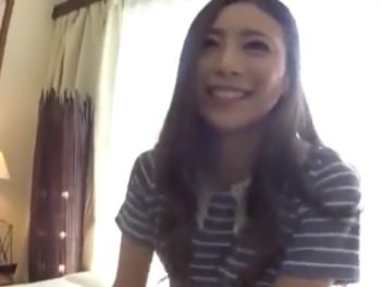 ナンパしたモデル体型のスレンダー美女を即ハメ撮りｗお姉さん顔射ハメ撮りナンパのエロAV動画