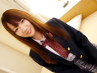 パイパンからお潮が溢れ出る制服美少女女子校生美少女パイパン鈴木心春のエロ動画