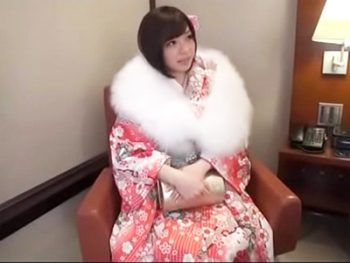 成人式直後の神カワ娘をナンパ→ラブホまでホイホイついてきたのでハメ倒したったｗ巨乳素人美少女痴女ハメ撮りナンパの無料エロ動画