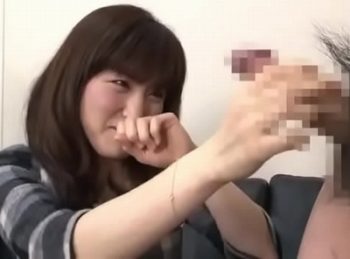 27歳いい意味でどこにでもいそうな素人さんがセンズリ鑑賞耐えきれずに生パコ素人お姉さんのアダルト動画