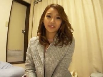 深夜の中野で終電を逃したお姉さんを家に送り届け→そのまま狼パコ決行素人お姉さんぶっかけのアダルトSEX動画