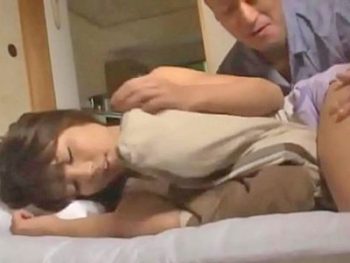 冗談で義弟を誘惑する巨乳人妻が強引に犯され快楽堕ちｗ巨乳お姉さん人妻顔射近親相姦のアダルト動画