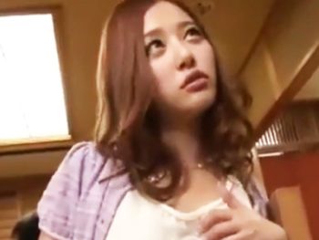 美乳おっぱいな同級生と同窓会で再開してデカチン巨根挿入wお姉さん顔射のアダルト動画