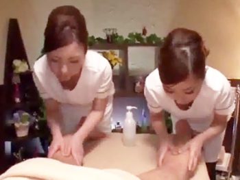 回春マッサージの美女エステティシャンにザーメンを絞り出された客素人お姉さん手コキマッサージの無料エロ動画