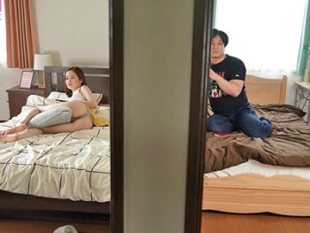 性欲旺盛な隣人と浮気SEX巨乳お姉さん痴女オナニー篠田ゆうのエロ動画