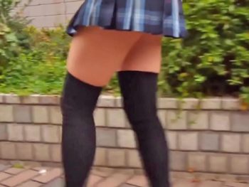 制服姿の絶対領域JKがガムテで縛られエッチな声を上げまくる着衣SEX女子校生美少女のエロ動画