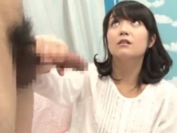 巨根コンプな童貞くんを筆下ろし→予想外に中出しまでされちゃった素人娘素人お姉さん童貞中出しのアダルト動画