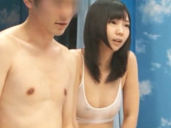 可愛い女友達と二人きりにされ素股から中出し本番ｗ巨乳美少女中出し盗撮のアダルト動画