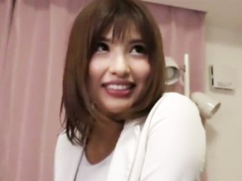 美人な女上司のスッピンが可愛かったので我慢出来なくなり押し倒して生ハメｗお姉さんOL顔射のアダルト動画