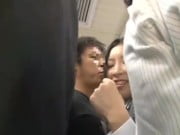 JKを首絞め痴漢→声が出せない中で苦しみ絶頂女子校生美少女痴漢のアダルト動画