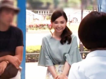 上品そうな若奥様が乳腺マッサされながらNTR中出しされてアヘオホ絶叫ｗｗ素人お姉さん痴女人妻中出しナンパ盗撮のエロ動画