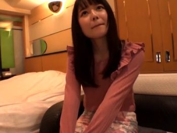 完全紹介制の撮影可なホテヘルパコ→お金よりもSEX大好きな清純系ビッチｗ素人美少女顔射ハメ撮りのアダルト動画