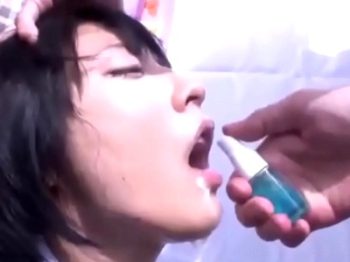 屋上でハーモニカの練習をしていたおとなしいJKを性奴隷化決定！媚薬を含ませて徐々に肉奴隷に...