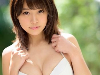 10年に1人の逸材！完全ピュア19歳が堂々のAVデビュー♡美少女デビュー作八木奈々のアダルト動画