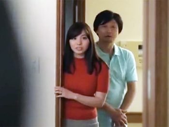 EDになってしまって妻がセフレ作るのを認めるしかない悲しき夫‥巨乳お姉さん人妻のアダルト動画