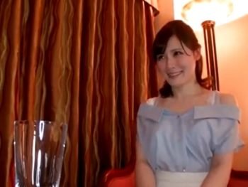 ハーフ顔の色白人妻が他人棒を求めて２度目の不倫AV出演巨乳素人ハーフ人妻のアダルト動画